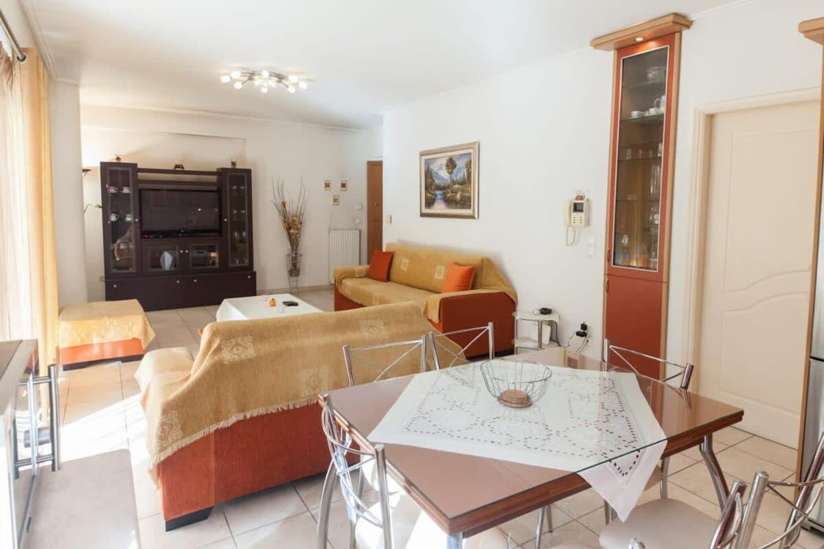 Scenic Balcony Apt In Vibrant Petralona Athens Exterior photo