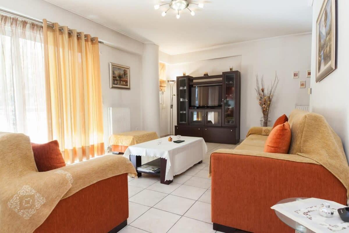 Scenic Balcony Apt In Vibrant Petralona Athens Exterior photo